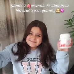 uzbionik kullanan bir aileden kare